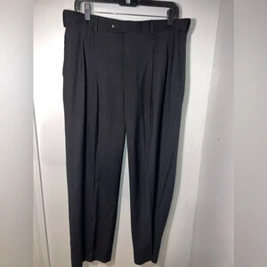 Louis Raphael 34, Rosso, men’s high rise, pocket pleated button zip clasp, pants